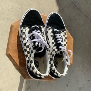 VANS- Chekered